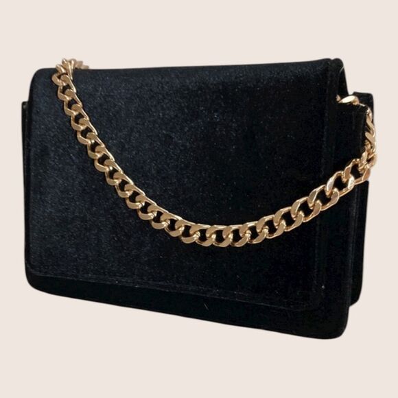 🖤 ANTHRO VELVET CROSSBODY WALLET GOLD CHAIN BLACK NWT - Picture 4 of 8